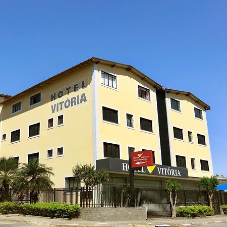 Hotel Vitoria Пиндамонянгаба Екстериор снимка